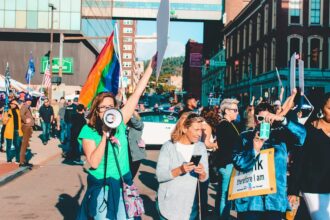 O que significa protest?