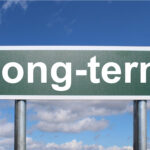 O que significa long-term?